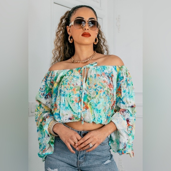 Floral Off-Shoulder Top - Picture 7 of 7